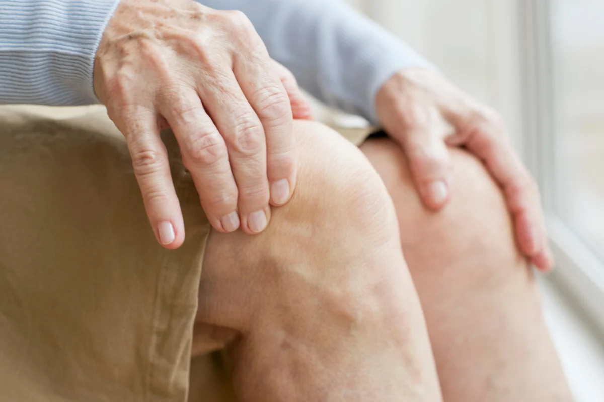 Liebscher & Bracht-Therapie gegen Knieschmerzen