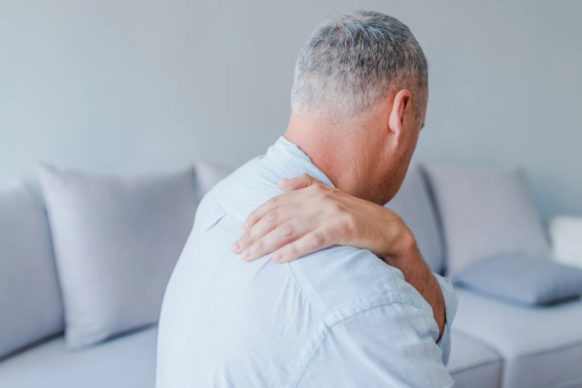 Schulterschmerzen - Liebscher & Bracht-Schmerztherapie